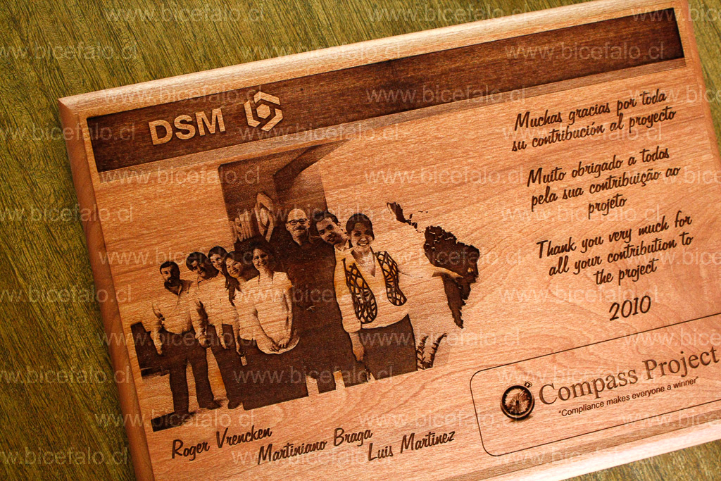 grabado de fotografia en madera